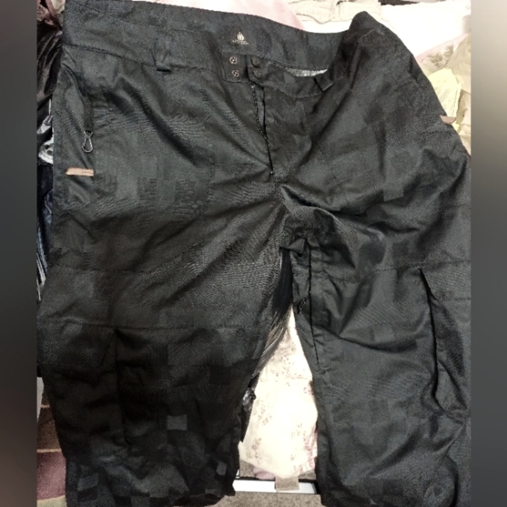 Guys ski pants